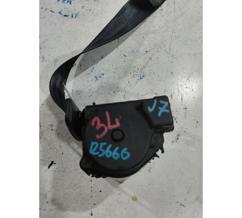 Ремень безопасности задний левый