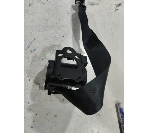 Ремень безопасности задний левый