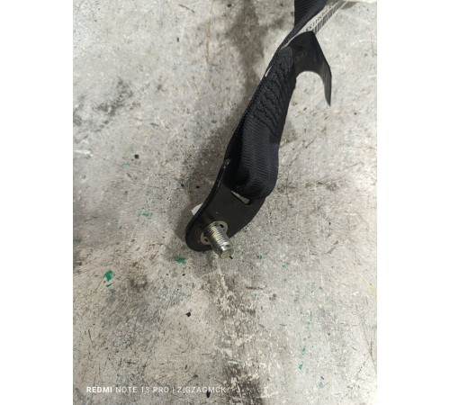 Ремень безопасности задний левый