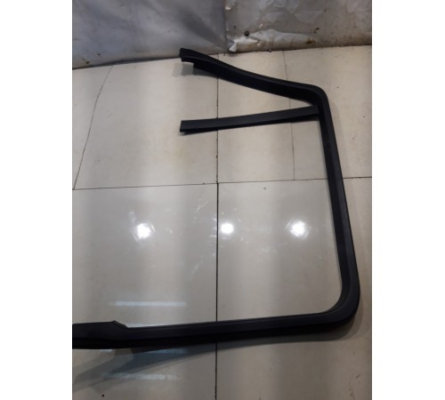 Накладка двери (задняя, левая)