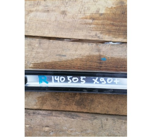 Рейлинг крыши правый