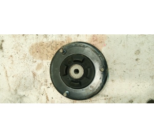 Опора амортизатора