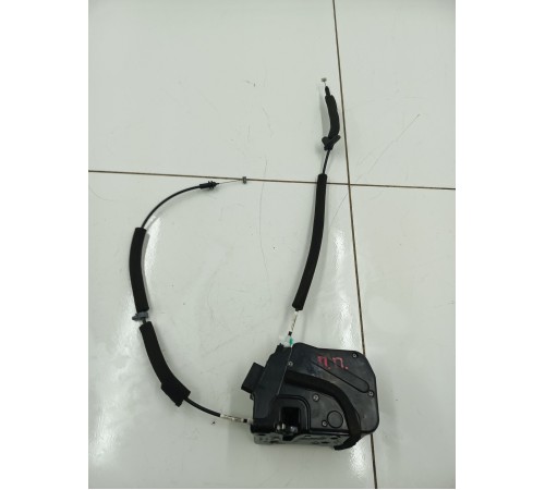 Замок двери передний правый