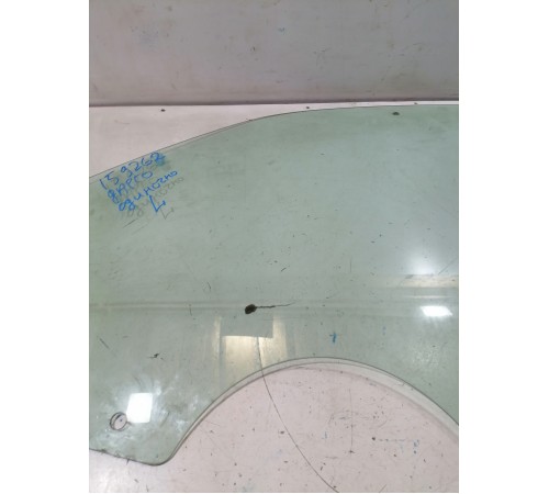 Стекло двери переднее левое