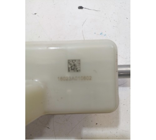 Главный тормозной цилиндр с бачком