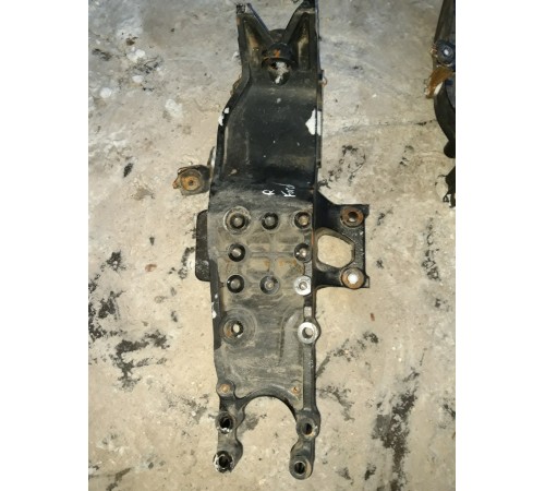 Кронштейн(крепление) рамы выдвижной правый