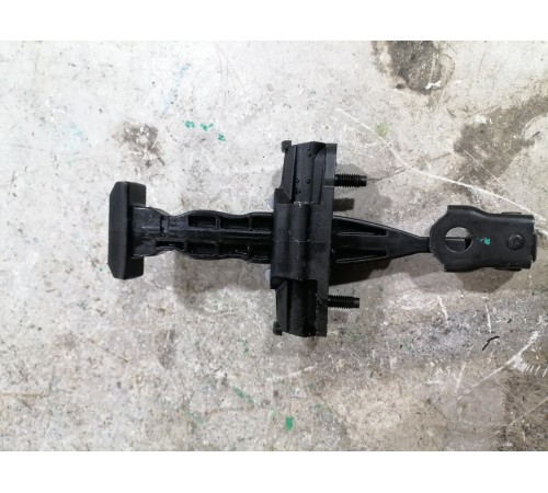 Ограничитель двери передний левый