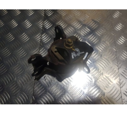 Кронштейн опоры двигателя