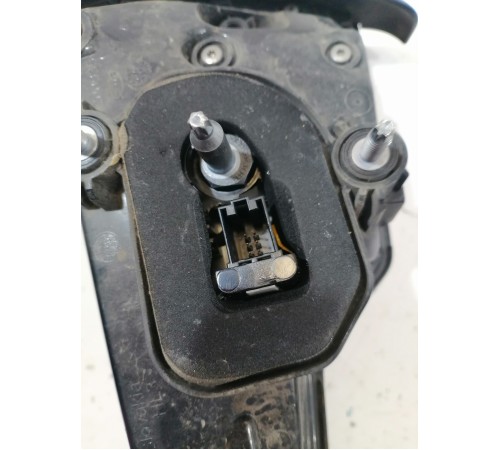 Фонарь задний внутренний левый