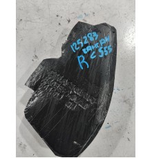 Уплотнитель крыла правый