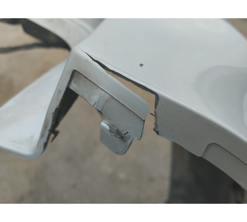 Задний бампер