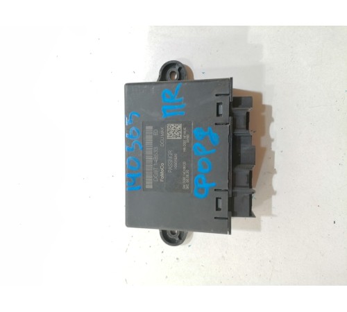 Блок управления двери передний правый