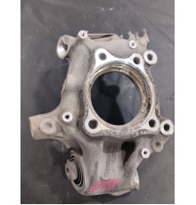 Кулак поворотный(задний правый)