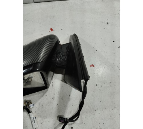 Боковое зеркало заднего вида (левое)