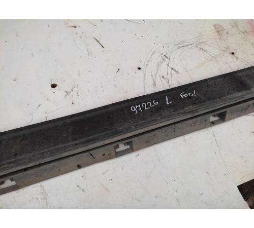 Накладка порога левая