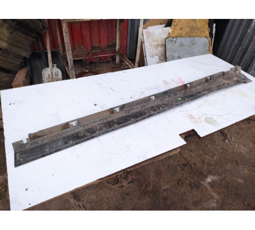 Накладка порога левая