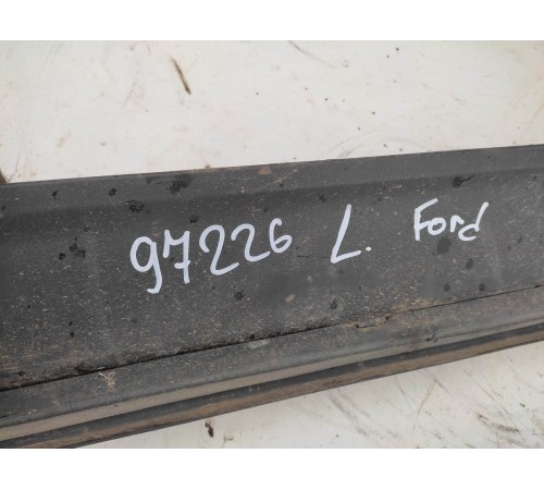 Накладка порога левая