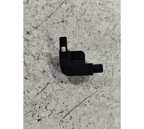 Концевик стояночного тормоза