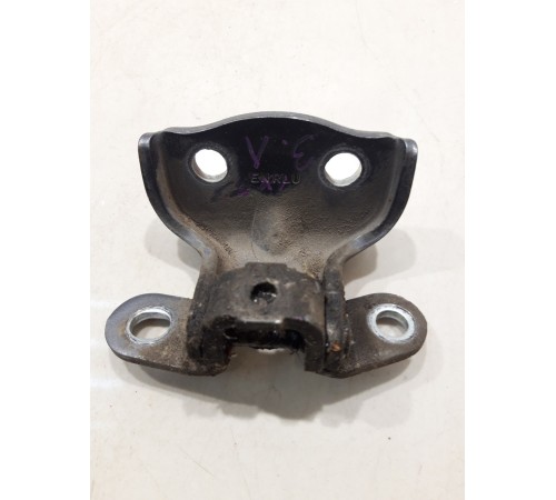 Петля двери (задняя, левая, верхняя)