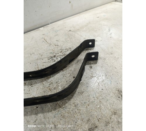 Крепления топливного бака