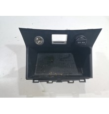 Ящик передней консоли (прикуриватель)