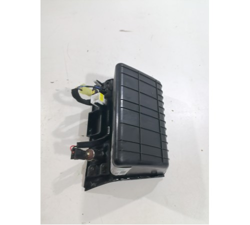 Ящик передней консоли (прикуриватель)