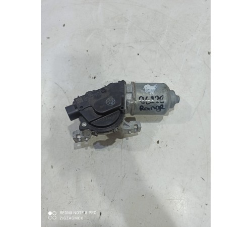 Моторчик стеклоочистителей (передний)