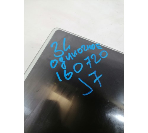 Стекло двери заднее левое