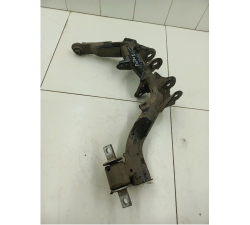 Рычаг подвески задний левый