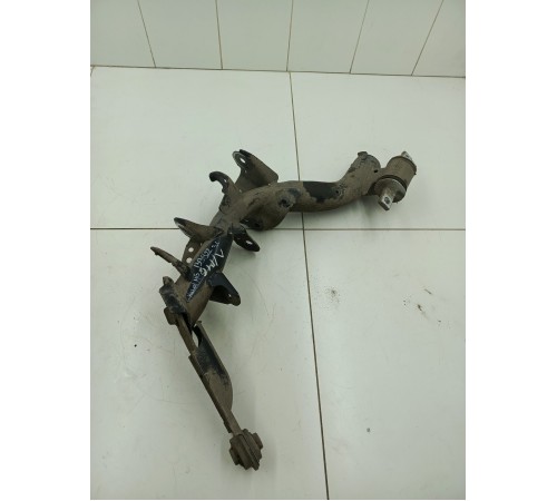 Рычаг подвески задний левый