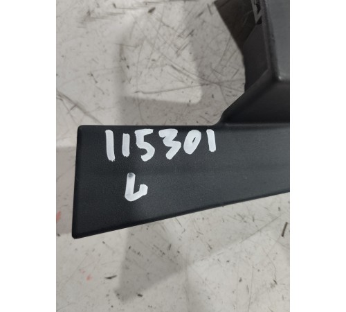 Накладка двери передняя левая с динамиком