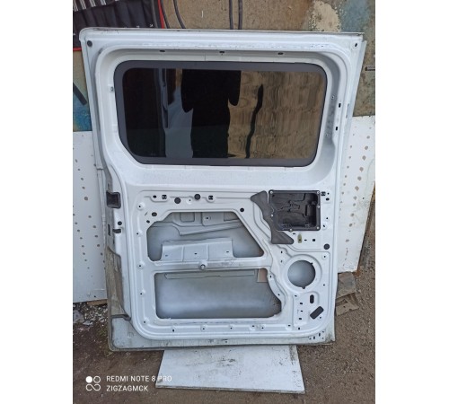 Дверь(задняя левая)сдвижная