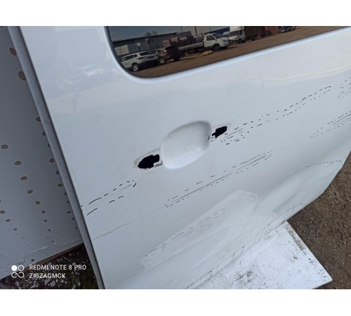 Дверь(задняя левая)сдвижная