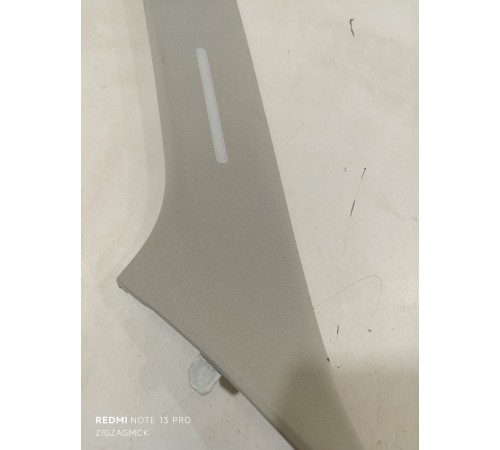 Обшивка стойки лобового стекла левая