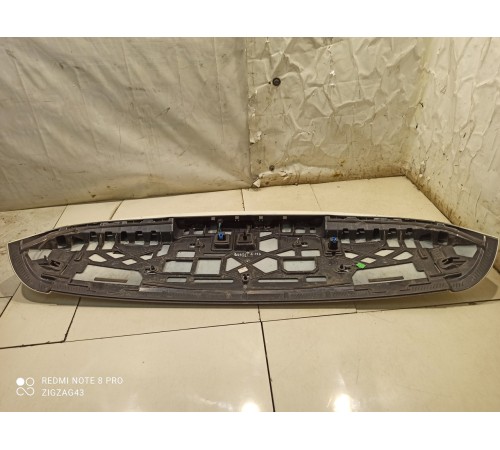 Спойлер багажника