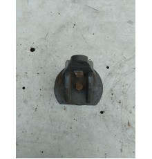 Кронштейн отбойника передней рессоры