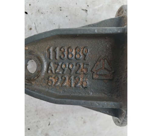 Кронштейн отбойника передней рессоры