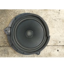 Динамик передний левый