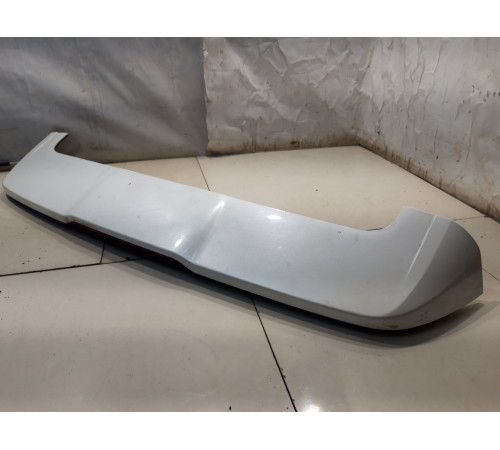 Спойлер крышки багажника