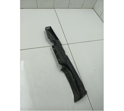 Пыльник крыла передний левый