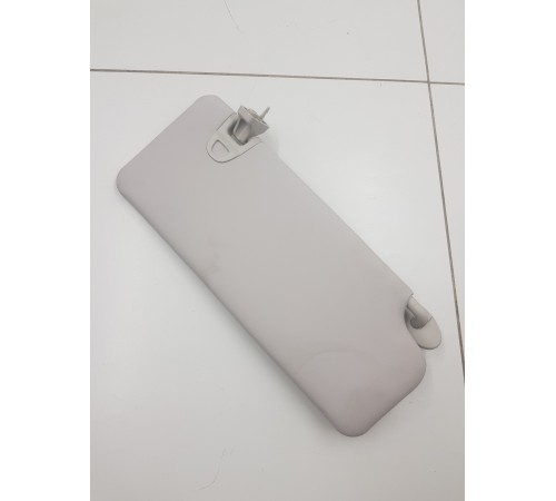 Козырёк солнцезащитный левый