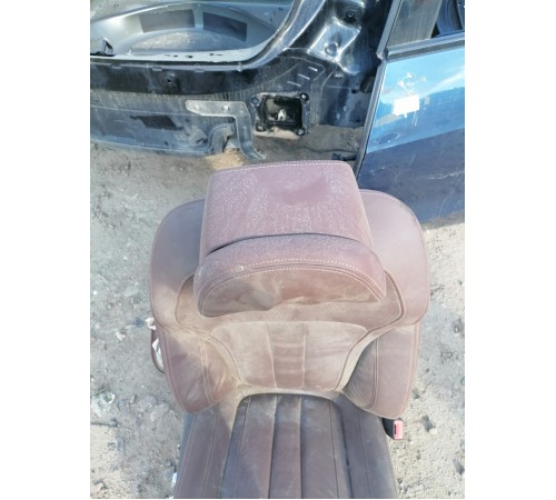 Сиденье переднее правое