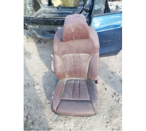 Сиденье переднее правое