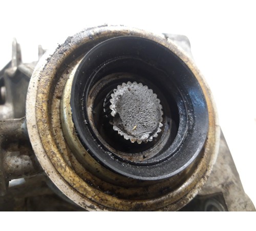 Редуктор переднего моста