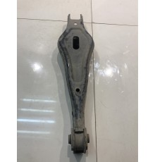 Рычаг подвески (задний, правый, нижний)