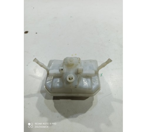 Бачок главного тормозного цилиндра