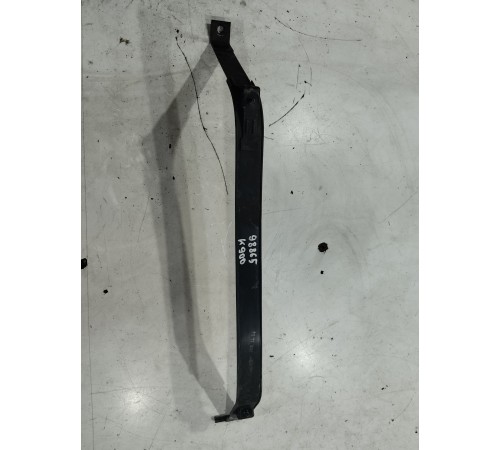 Крепление топливного бака левое