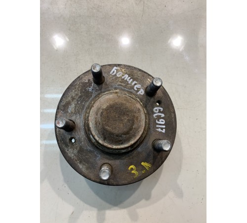 Ступица (задняя, левая)