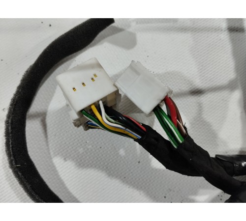 Электропроводка двери передняя левая