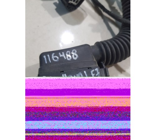 Электропроводка двери передняя левая